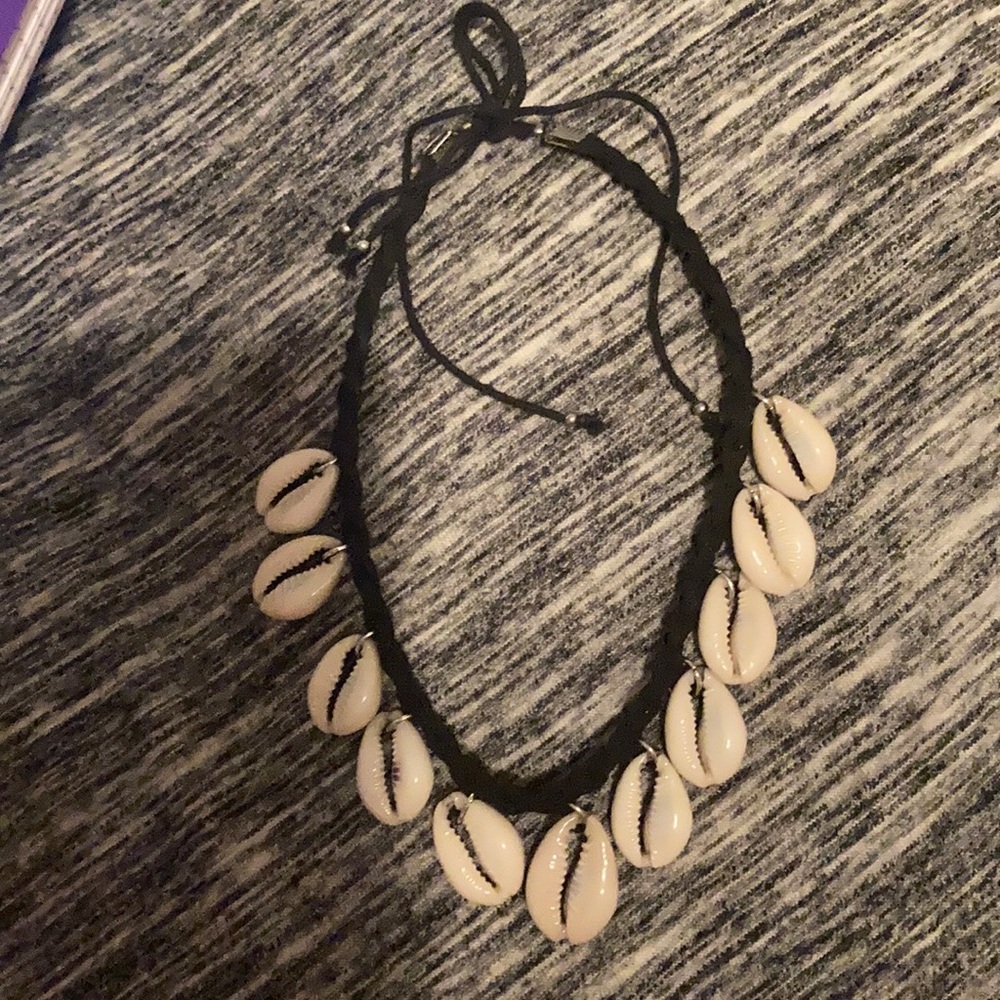 Shell necklace